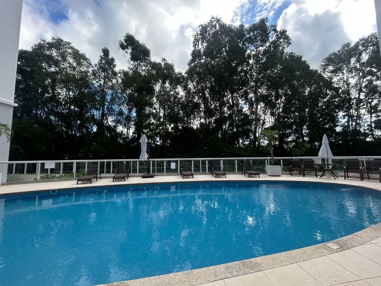 Apartamento Semimobiliado com 3 Dormitórios, Churrasqueira e 2 Vagas | Itacorubi - Foto 3