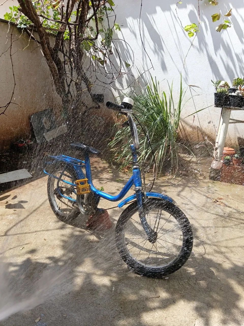 Bicicleta antiga  - Foto 2