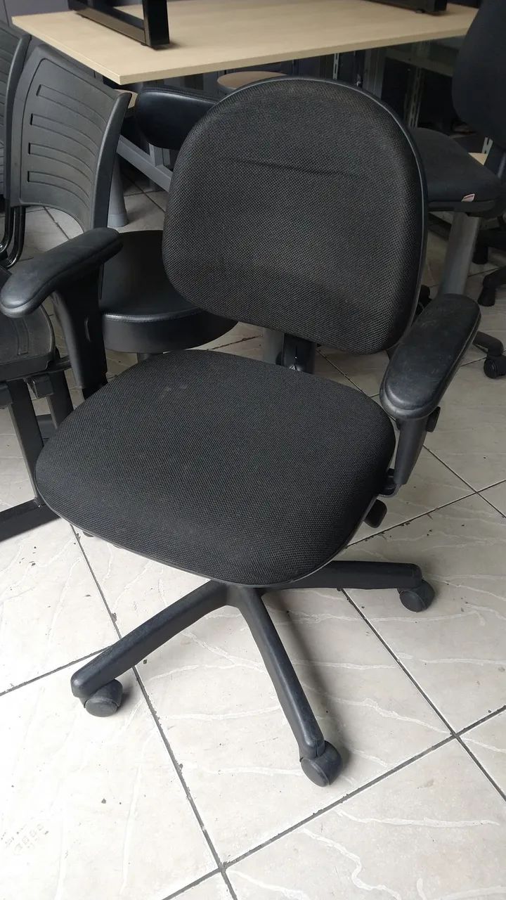 Cadeira para escritório de tecido 