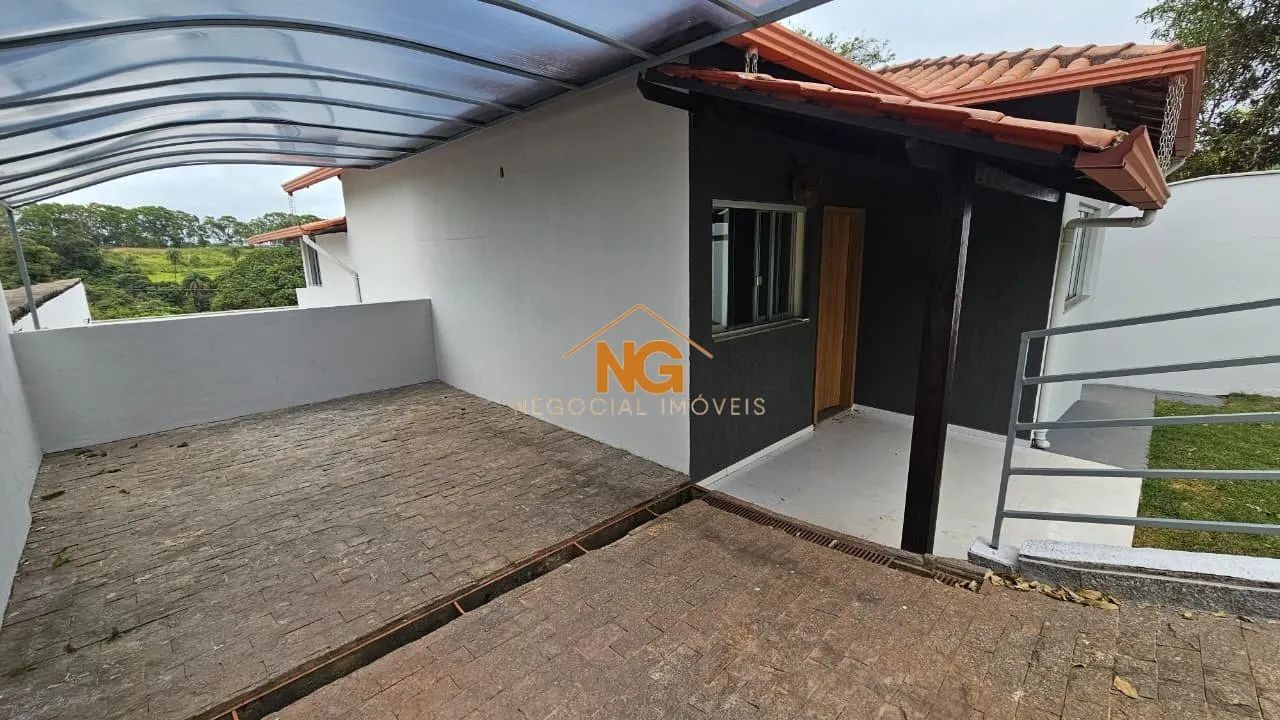 Casa com Piscina e Amplo Quintal em Lote de 360 m² - Foto 2