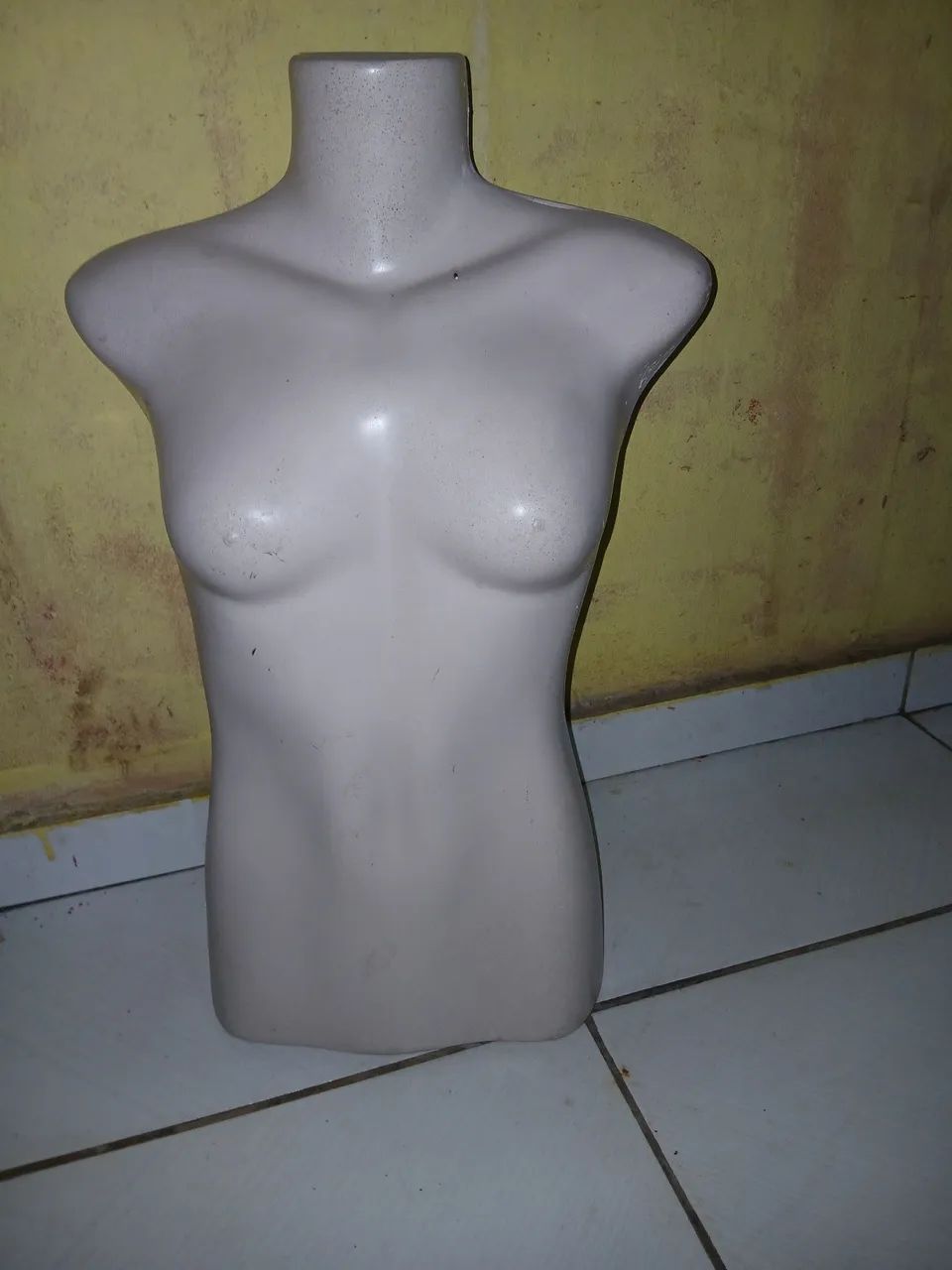 Manequim feminino M 