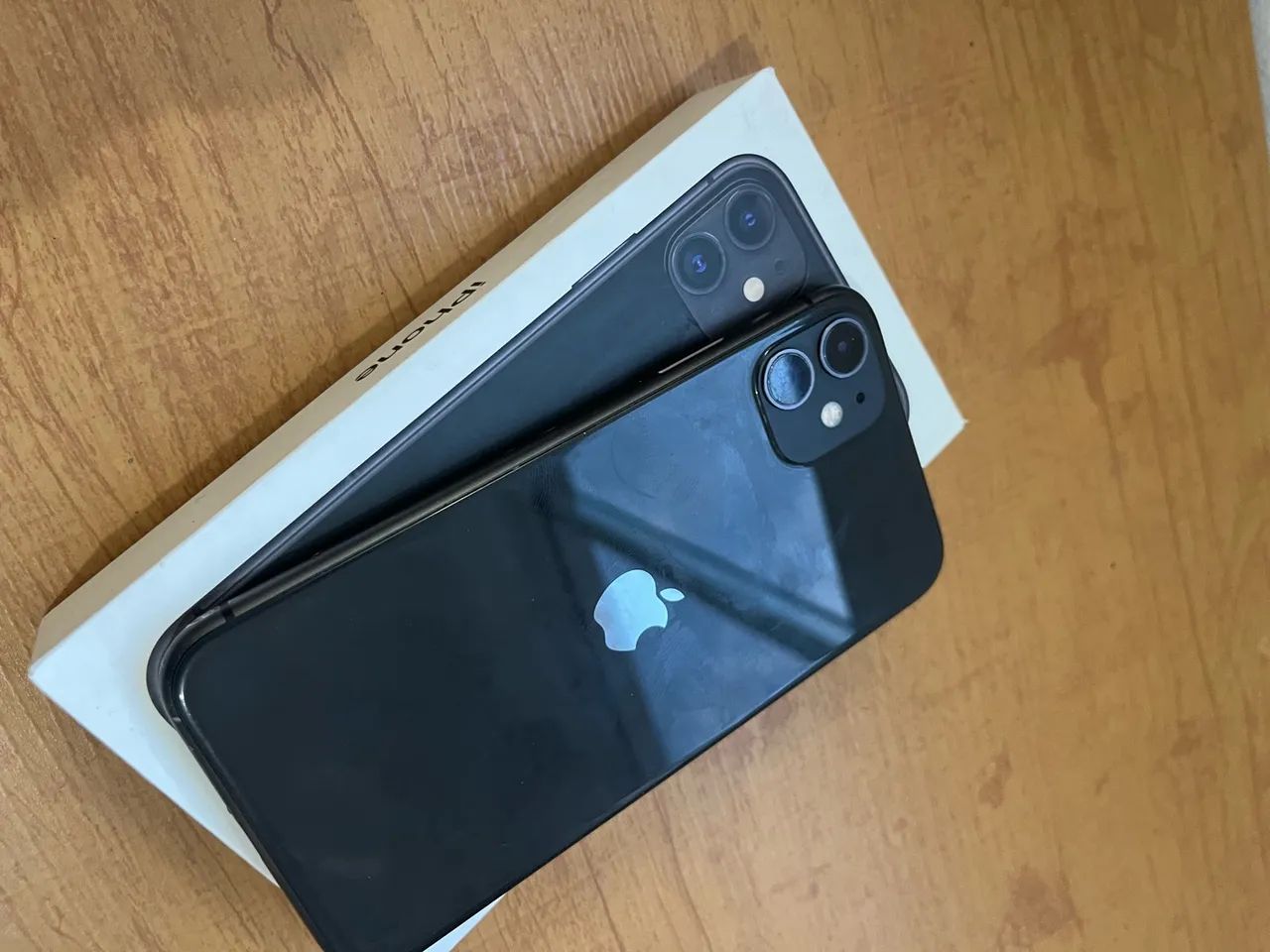 iPhone 11 preto - 128gb com caixa  - Foto 2