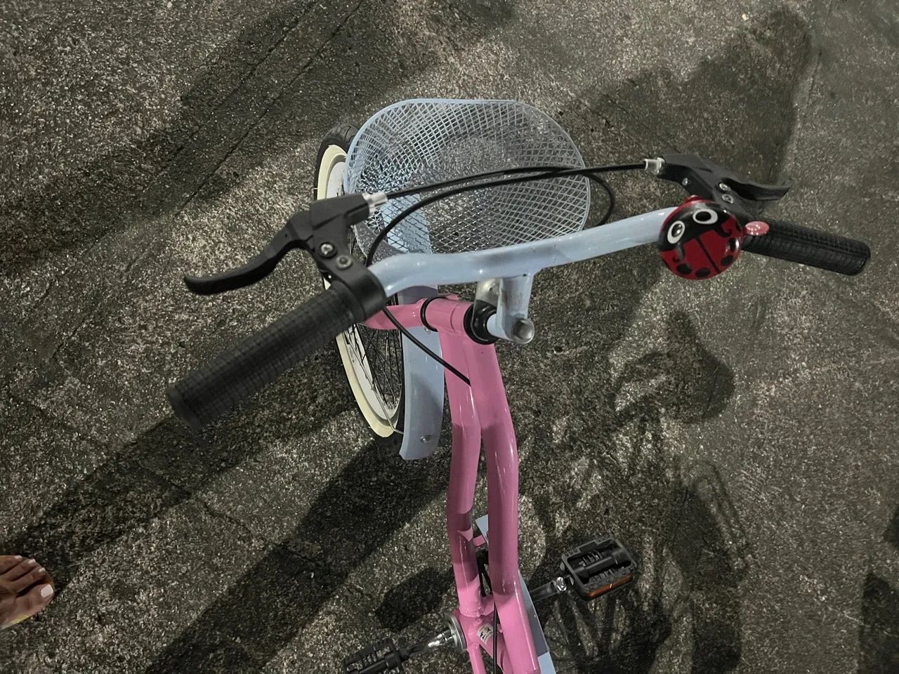 Bicicleta semi nova , impecável! - Foto 4