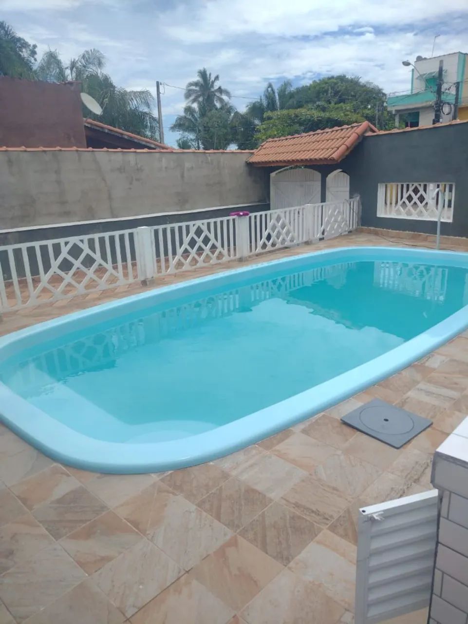 Casa com piscina para temporada 