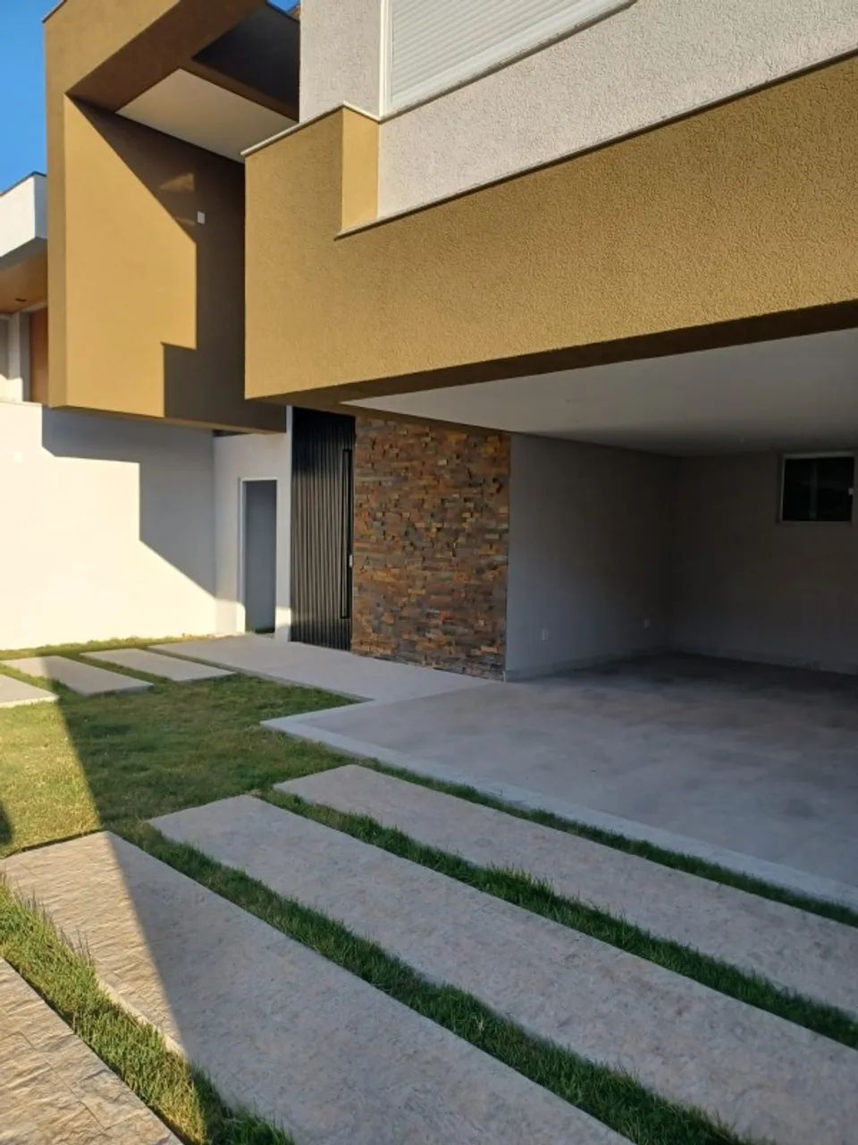 Casa de Condomínio com 4 quartos à venda em Contagem
