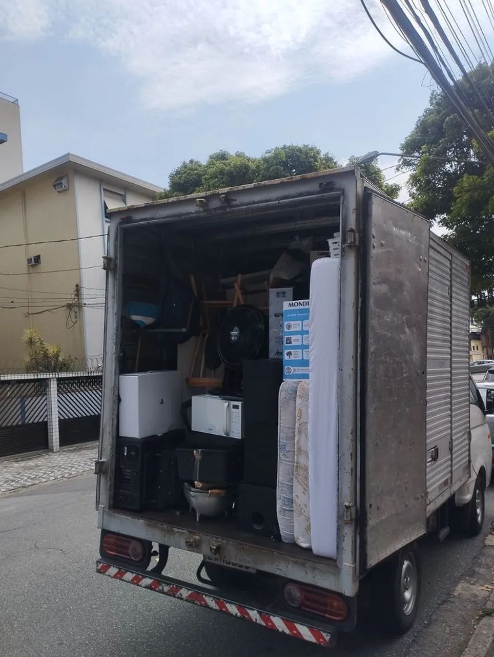 FRETES E MUDANÇAS  - Foto 2