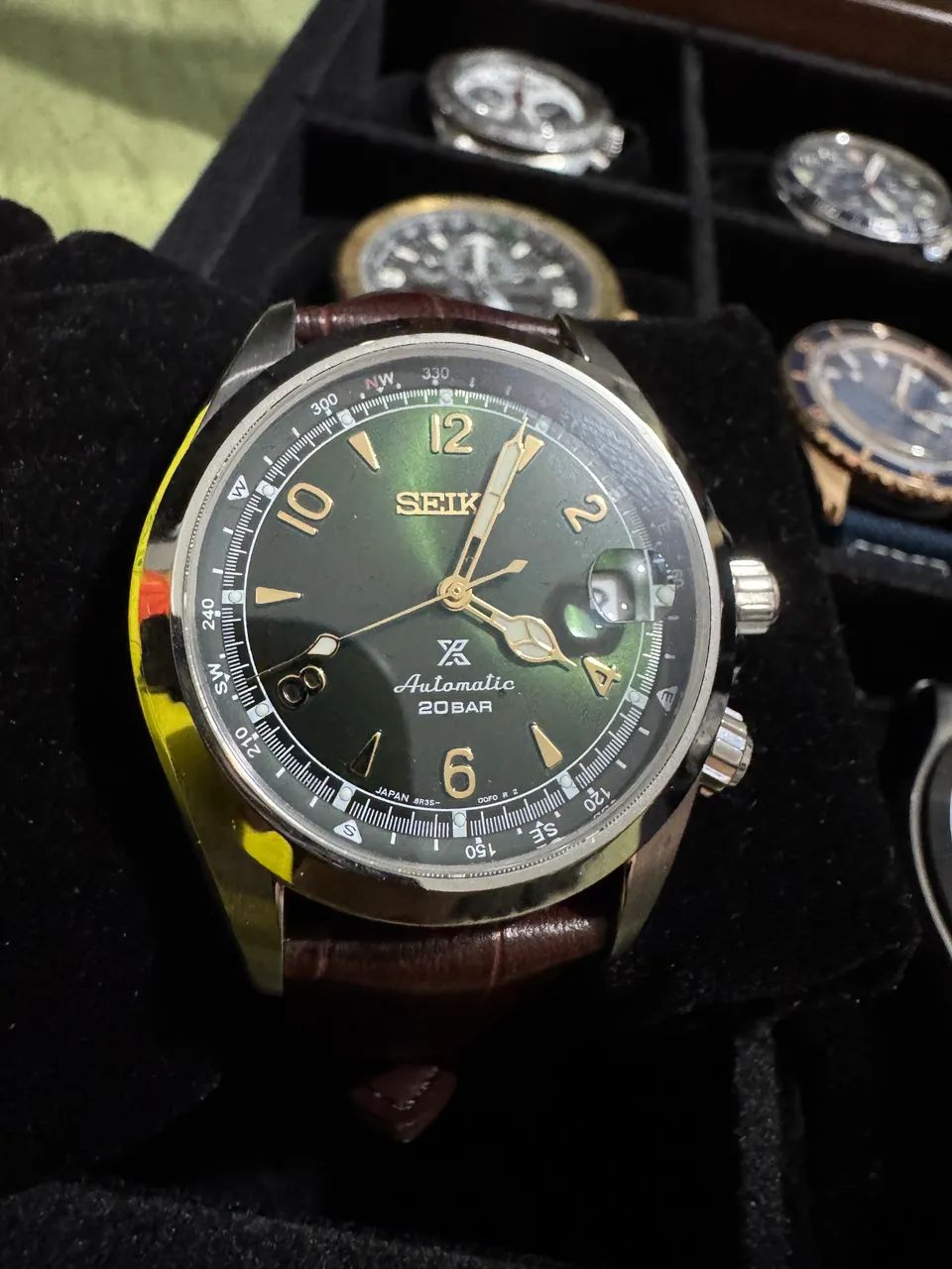 Relógio Seiko Prospex Alpinist SPB121J1