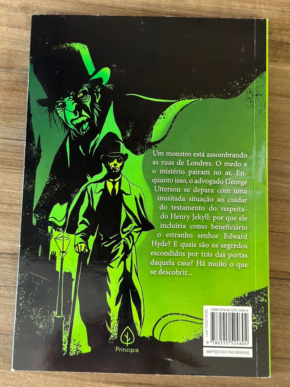 LUVRO EM QUADRINHO: O MÉDICO E O MONSTRO - Foto 3