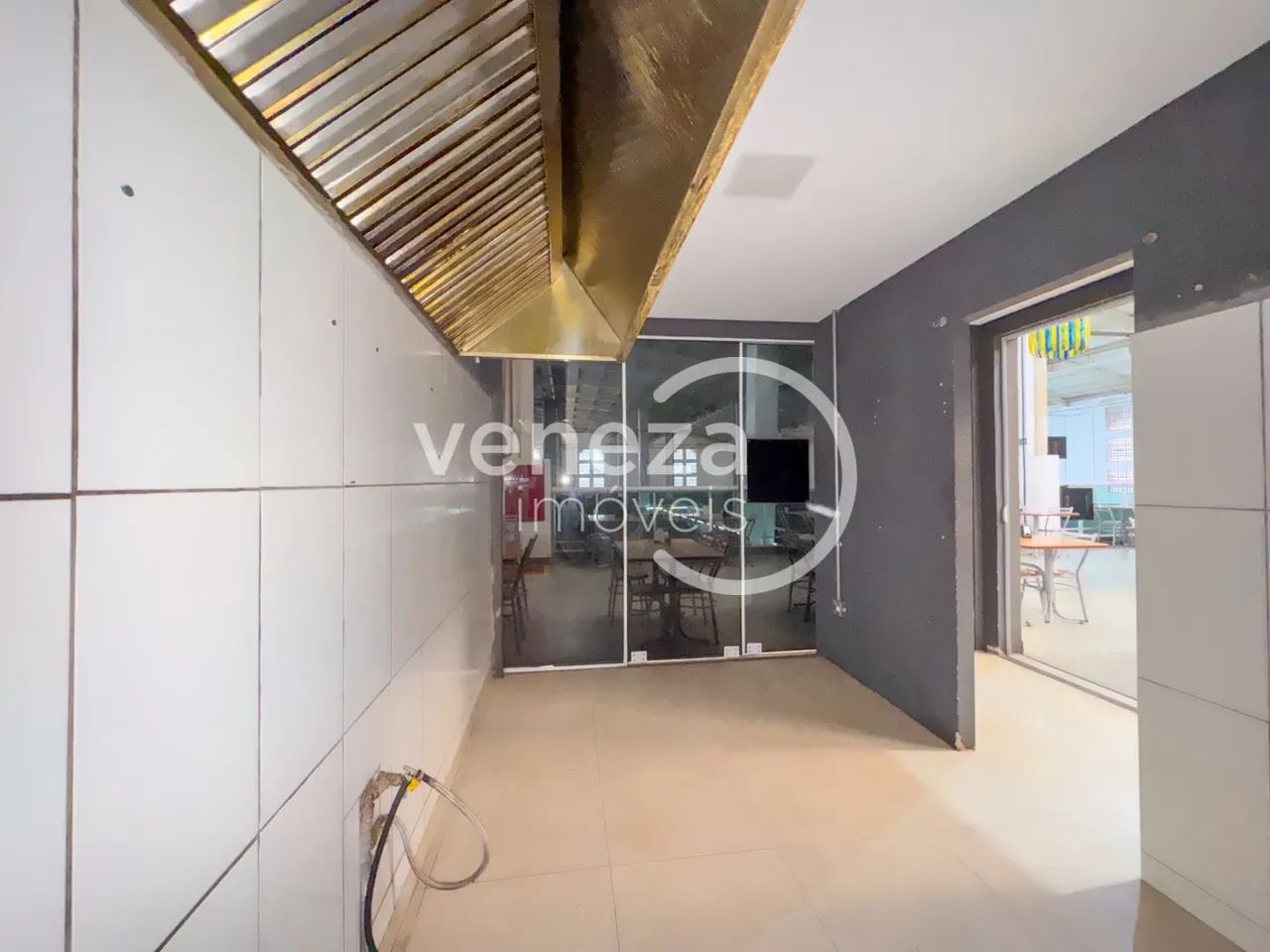 Loja comercial à venda no Mercado da Prochet, Londrina - Foto 3