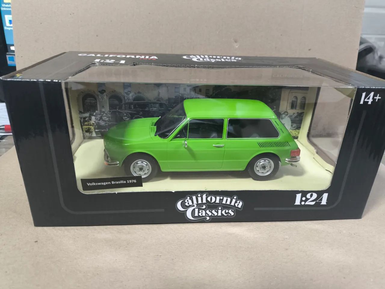 Miniaturas Califórnia Classic 1:24 - Foto 3