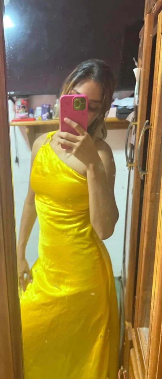 Vestido amarelo longo cetim  - Foto 5