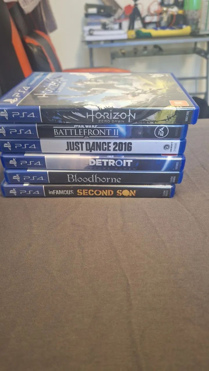 Ps4 com jogos inclusos - Foto 3