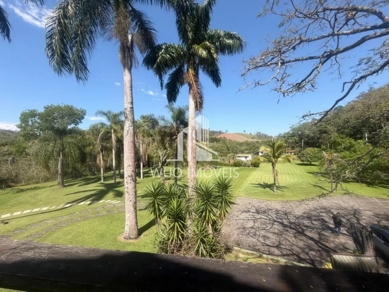 Chácara com 5 Casas `pé na água` - Jacarei - SP - Foto 5