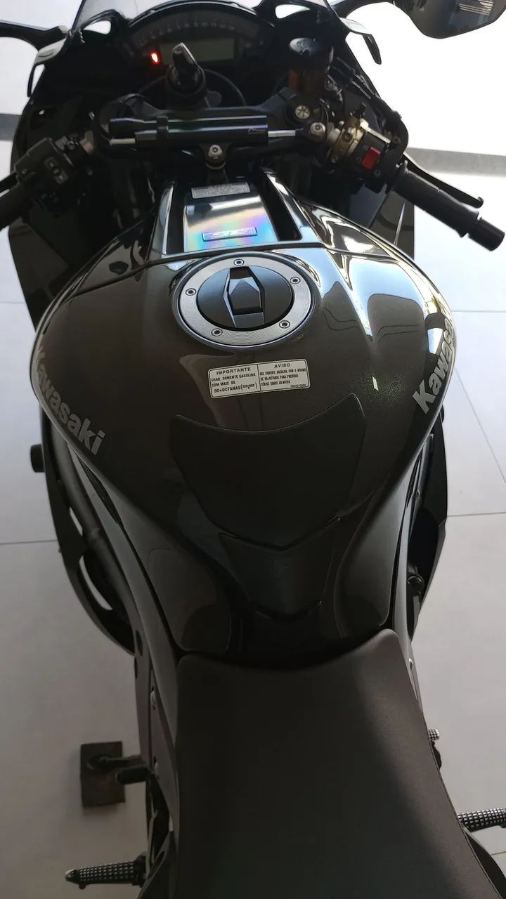 Kawasaki Zx-10/ Zx-10r 1000cc 2020 - 1507921548 | OLX