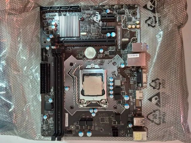 2 placas mães e processadores - i7 8700 e G4560 - Foto 5