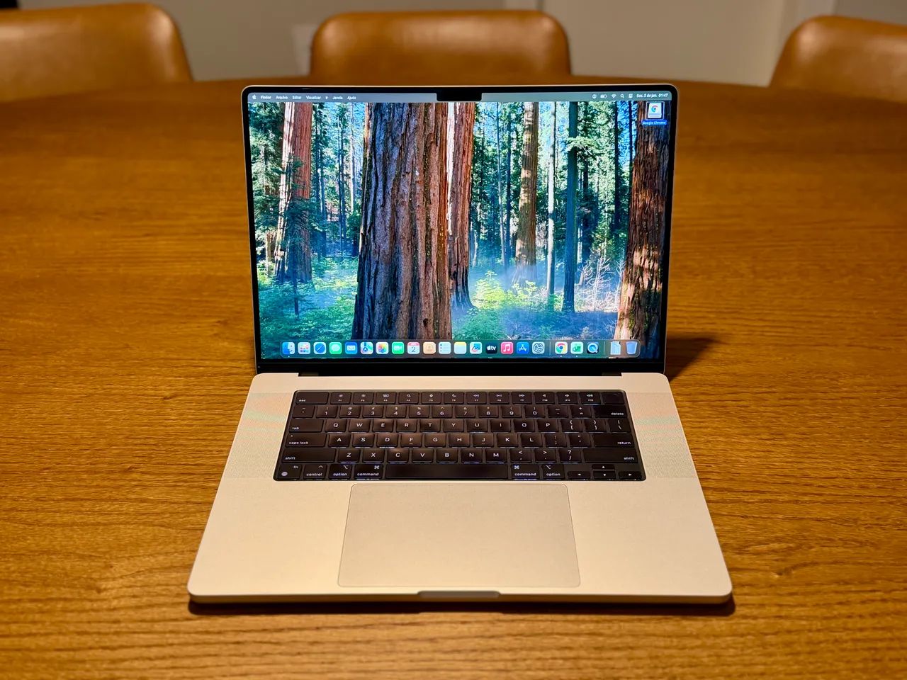 MacBook Pro 16 Polegadas M3 Pro 18GB 512SSD - SEMINOVO - Notebooks