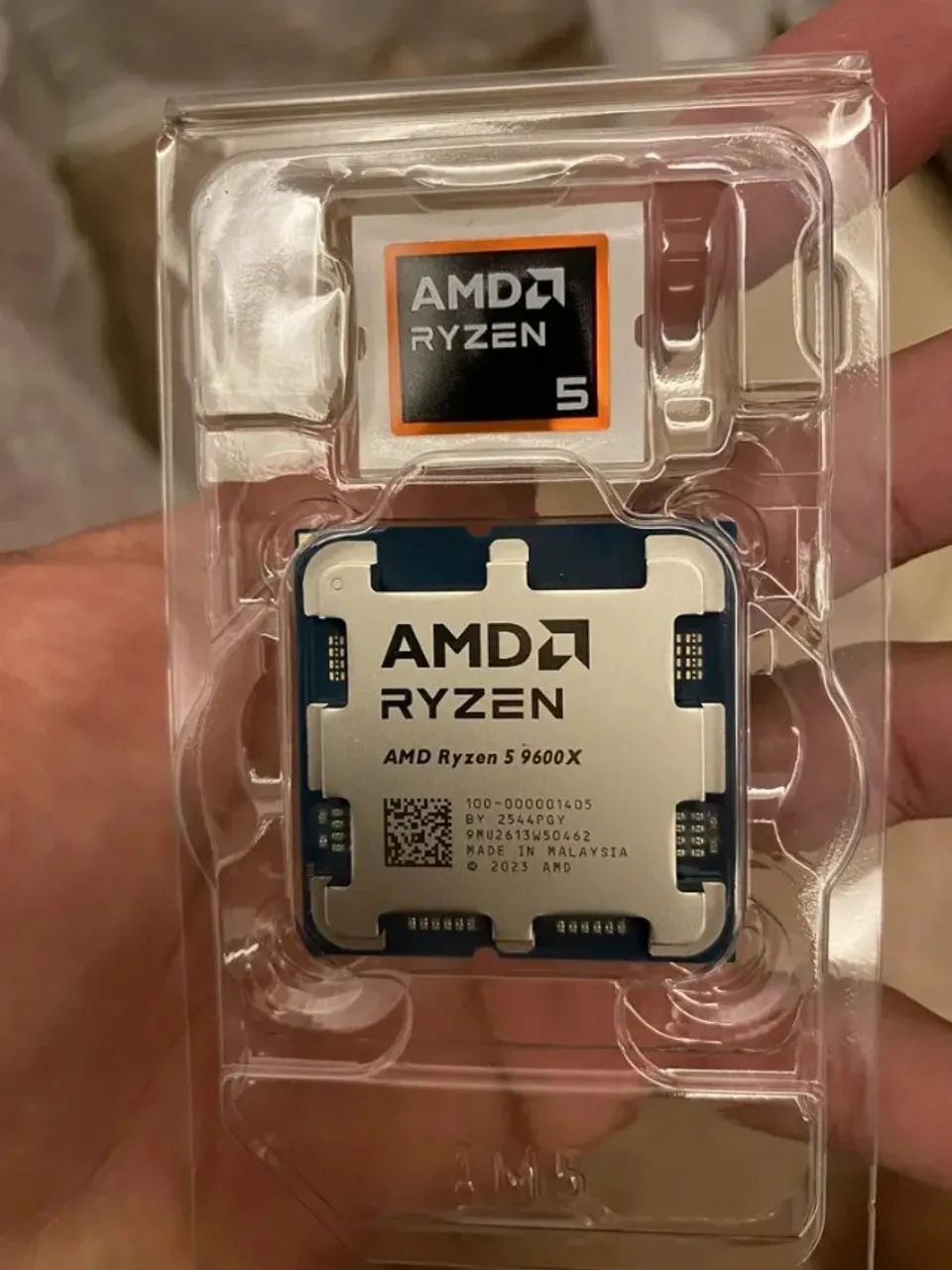 Processador AMD Ryzen 5 9600X, 3.9GHz (5.4GHz Turbo) - NOVO