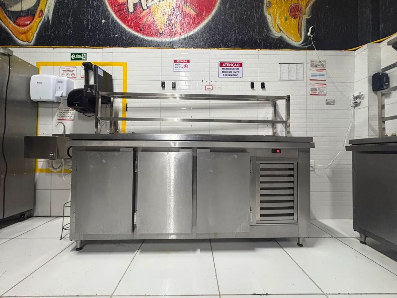 Bancada refrigerada 3 portas de inox 