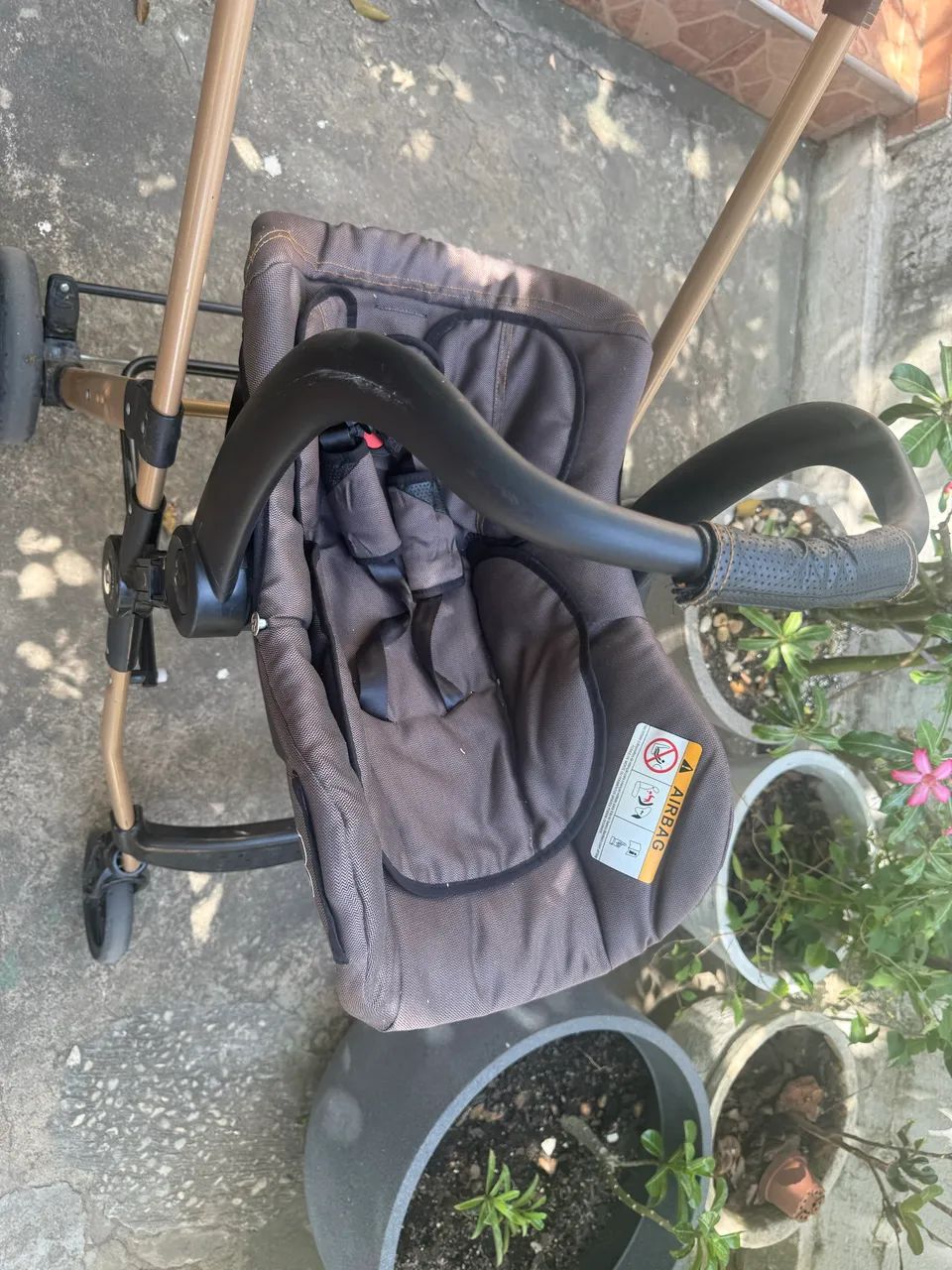 Carrinho de bebê + bebê conforto - Foto 5