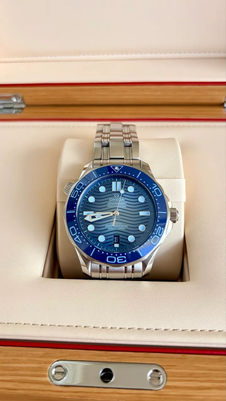 Omega Seamaster Diver 300 Summer Blue 2026 - Foto 4