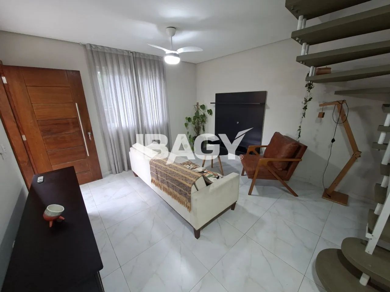 Excelente Casa 3 dormitório(s) em Campeche - Florianópolis - Foto 3