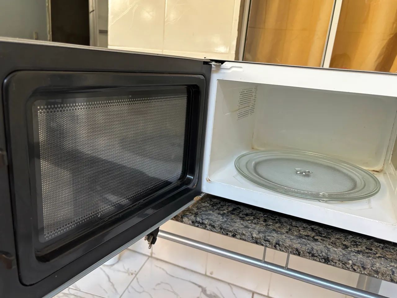 Vendo microondas Philco  - Foto 3