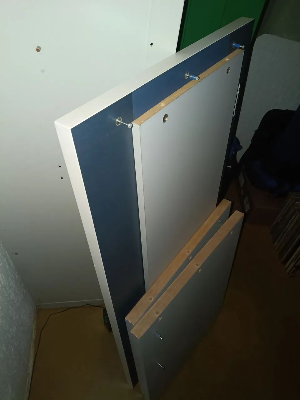 Mesa de Escritório Azul -  Já Desmontada