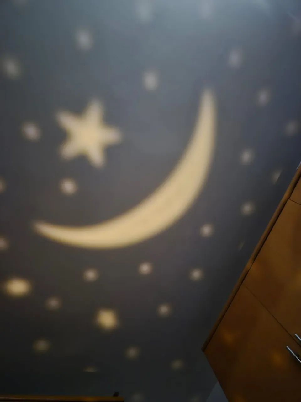 Luminária projetor estrelada nova - Foto 5
