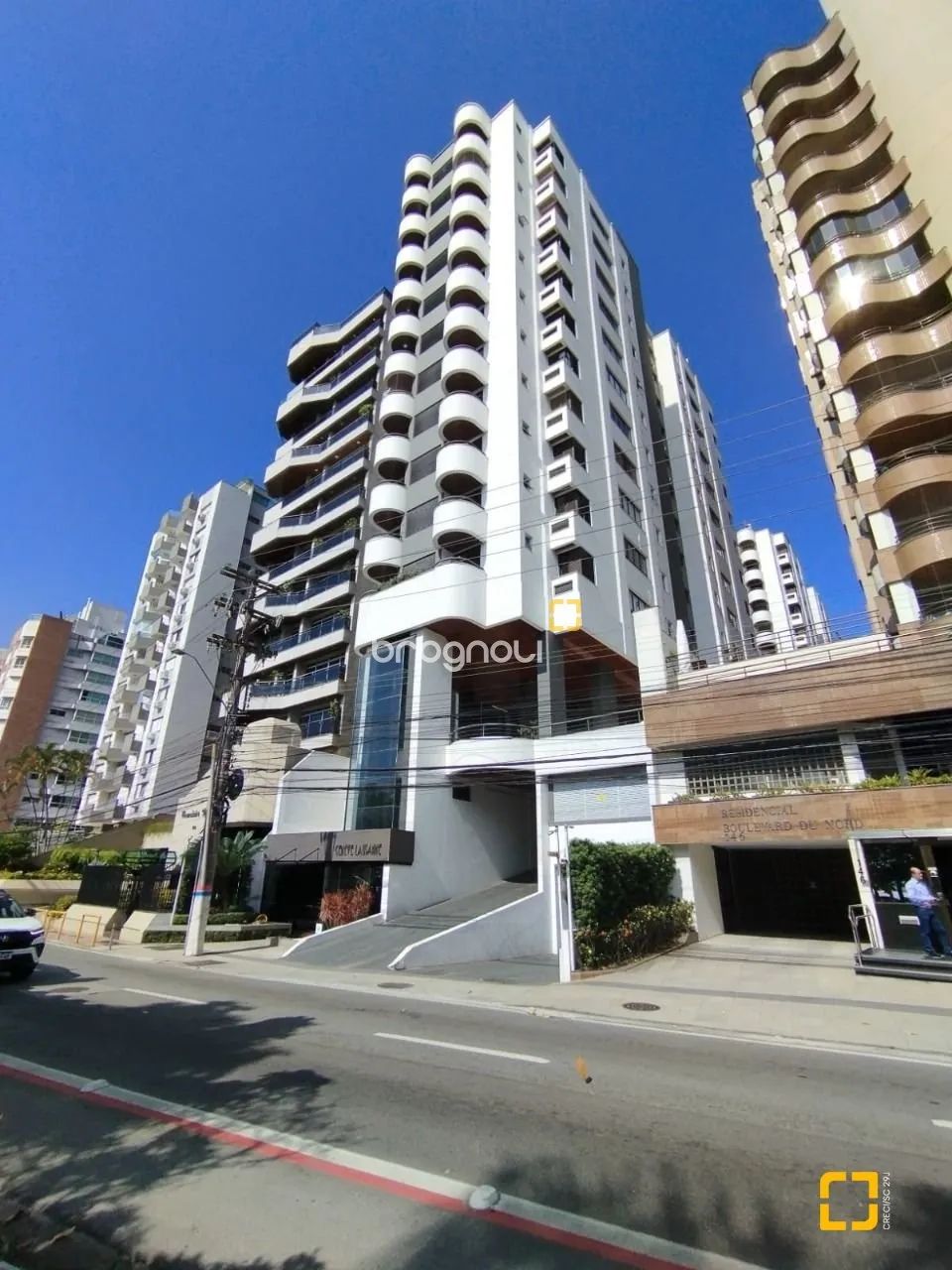 Apartamento mobiliado | 1 dorm | 1 vaga | Prox ao Shopping - Foto 3