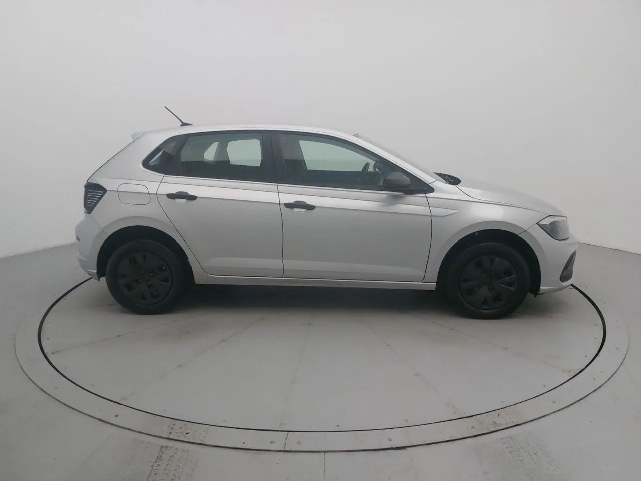 Volkswagen Polo Track 1.0 Flex 12V 5p, foto 6 de 18