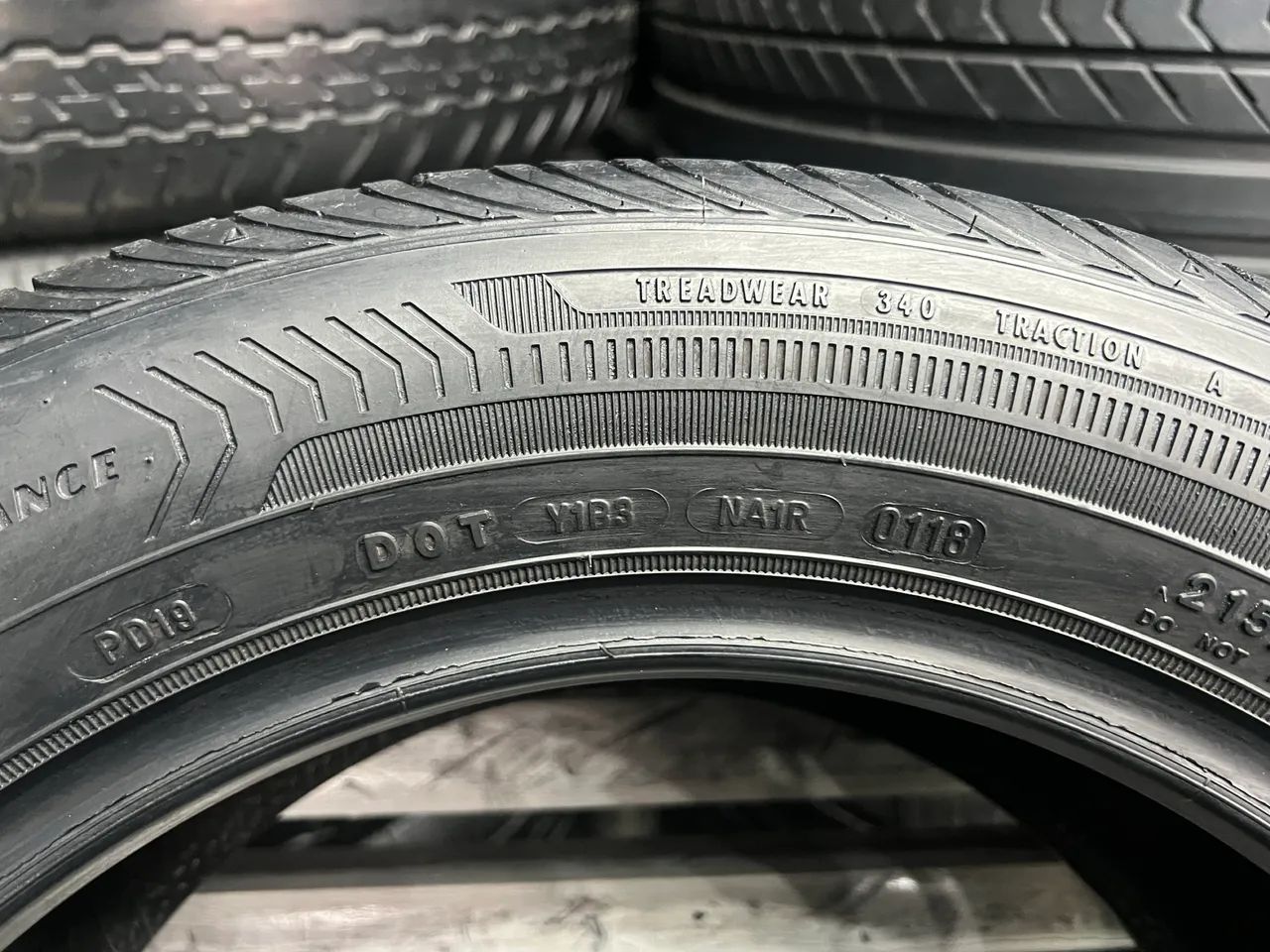 Jogo de Pneus 215/55/16 Goodyear EfficientGrip / Pneu 215/55R16 Goodyear  - Foto 7