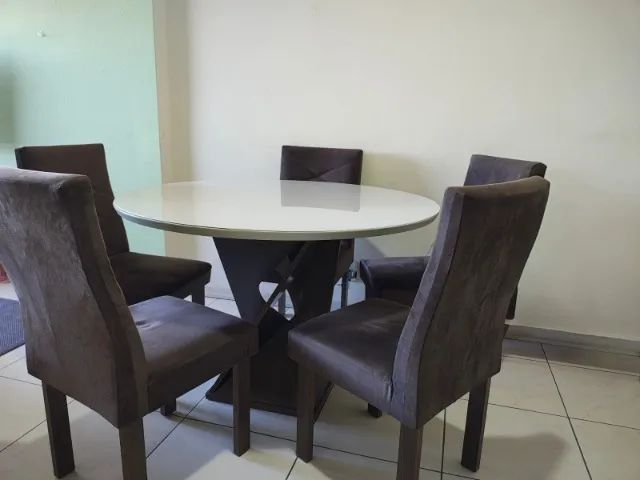 Mesa com 5 cadeiras  - Foto 4