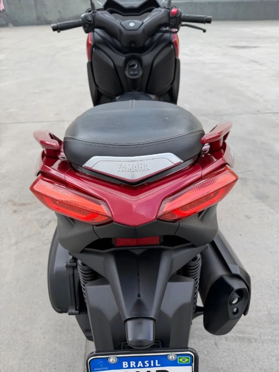 Yamaha Xmax 250  - Foto 4