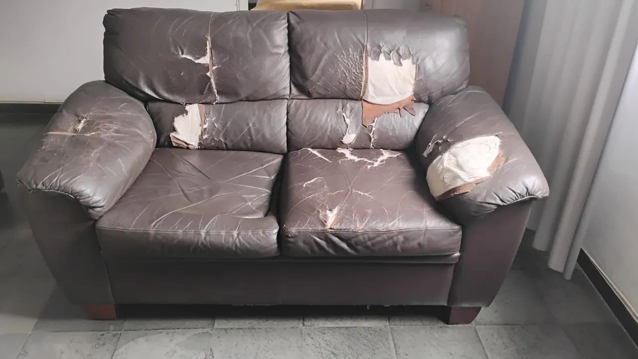 CONJUNTO DE SOFÁS