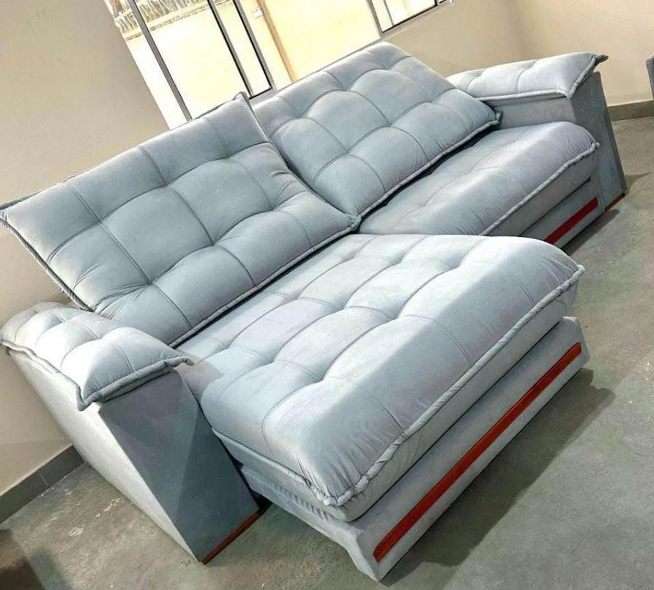 Sofá retrátil e reclinável -- elegante e confortável