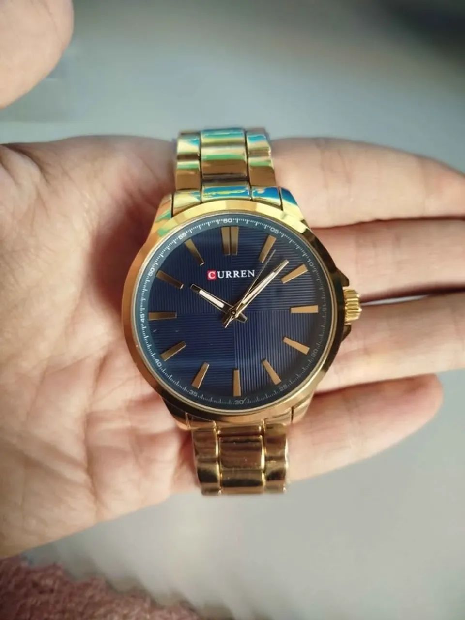 Relógio Dourado com Azul Curren