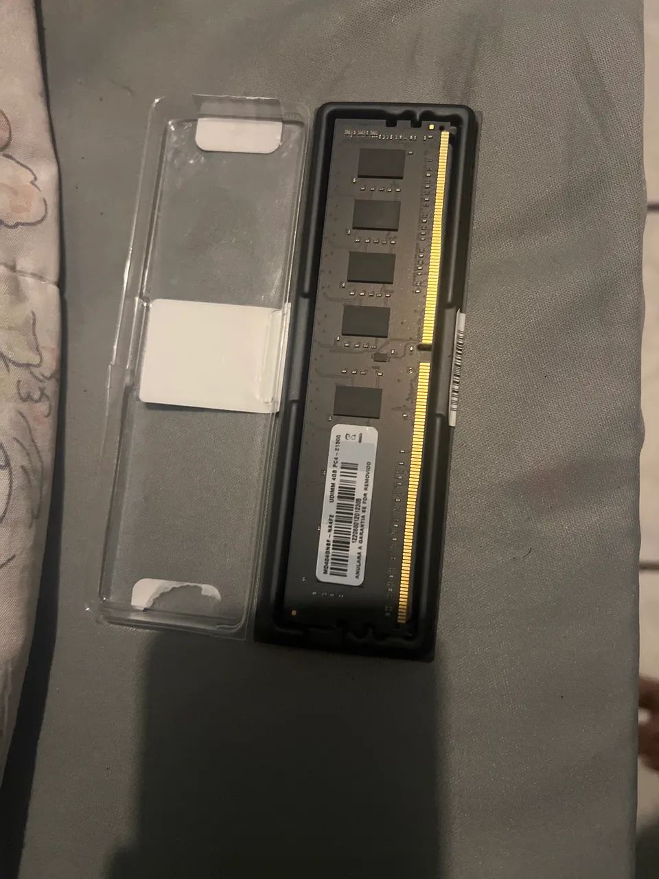RAM 4GB DDR4 2666MHZ