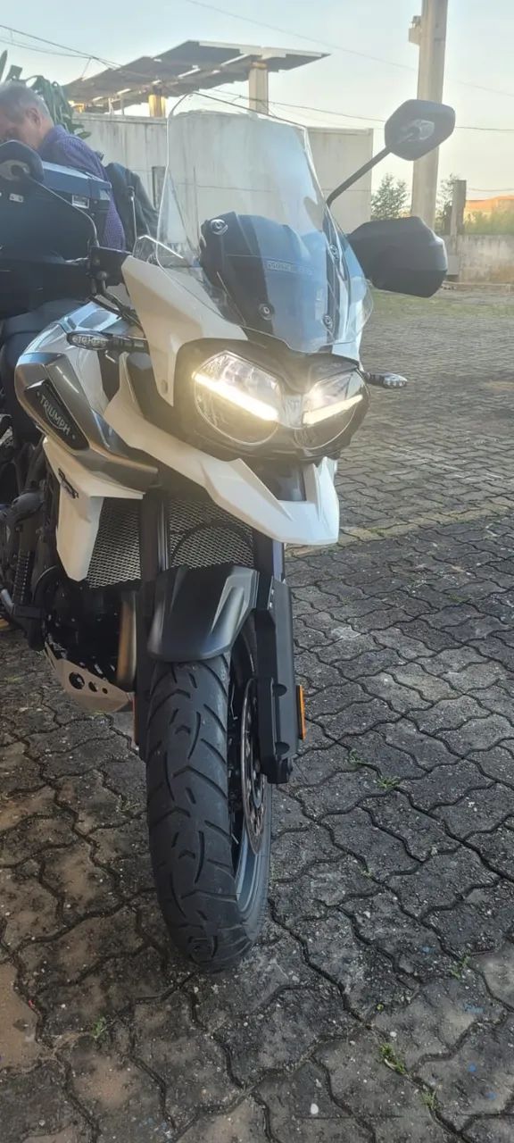 Tiger 1200 XCX com baixíssima km - Foto 5