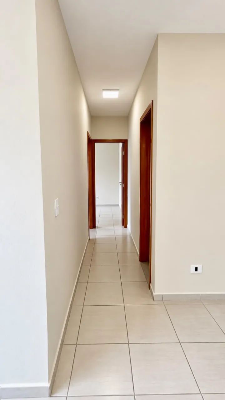 ALUGA-SE | 70 m², 2 quartos, Varanda e 2 VAGAS | Villas do Rio Madeira 2, Triângulo - Foto 5