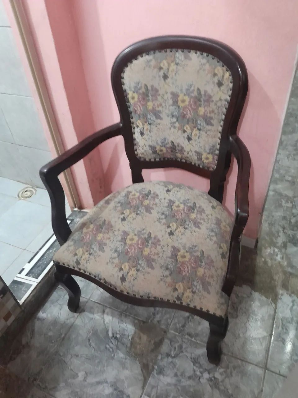 Cadeira  bg antiga  - Foto 3