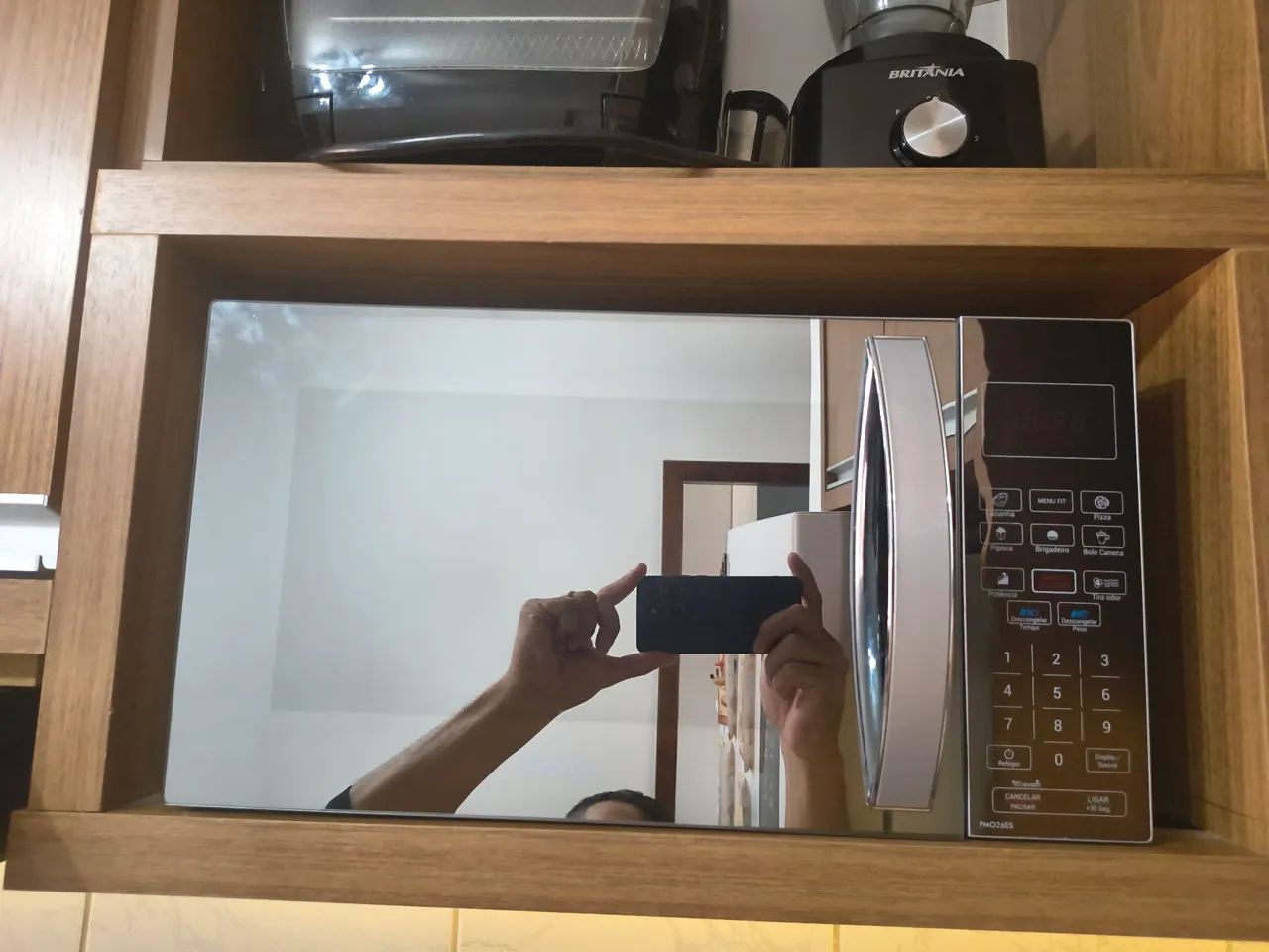 Microondas Philco com defeito.