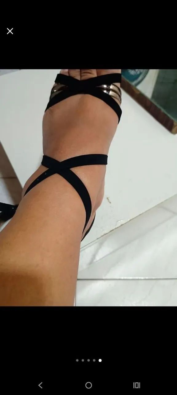 Vende-se sandália feminina 