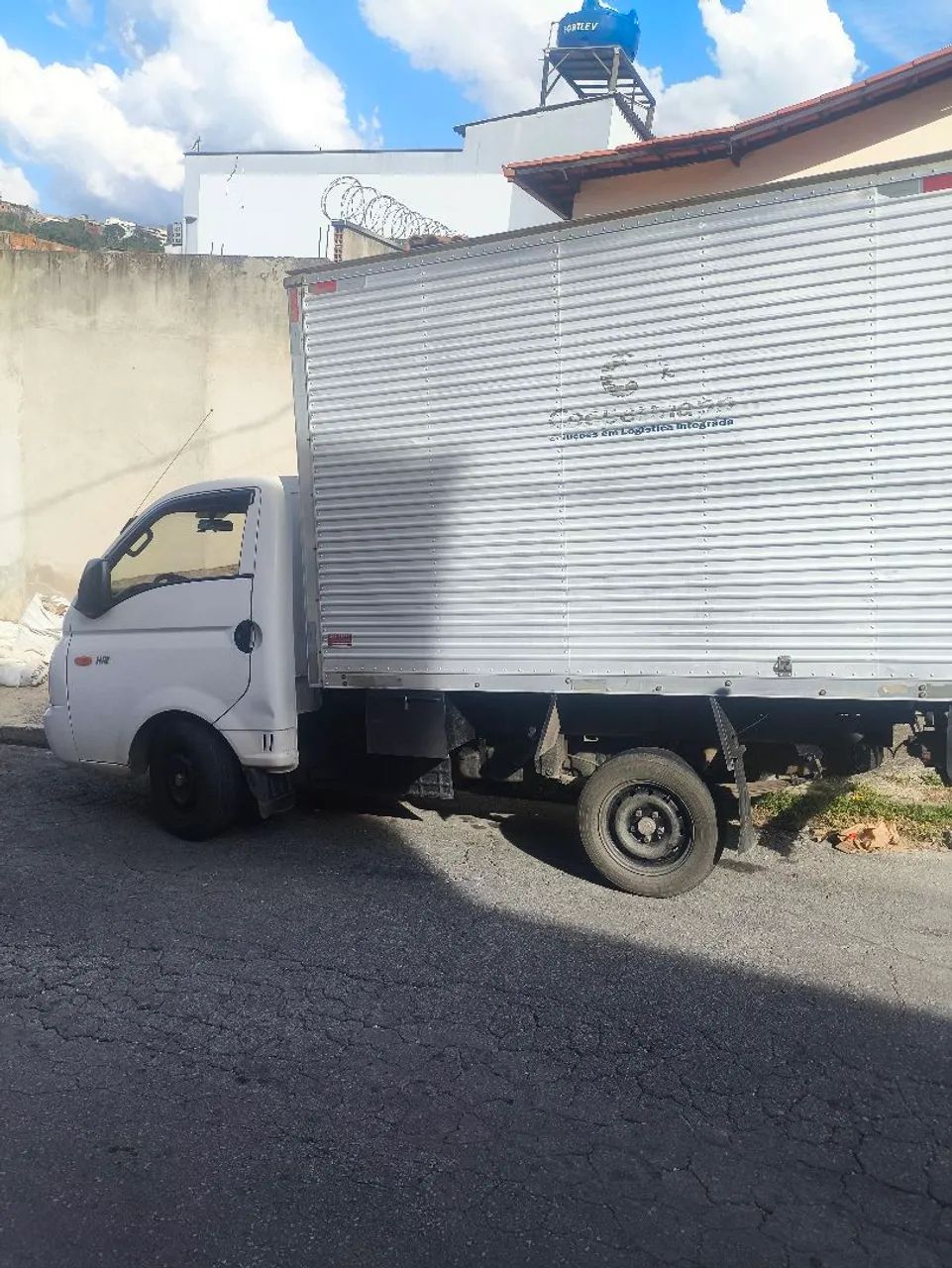 Hyundai HR  - Foto 4