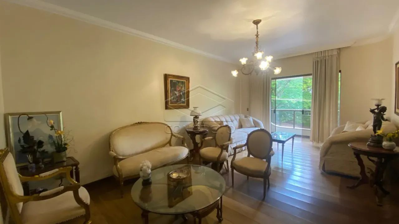 Apartamento Padrão em Jaú