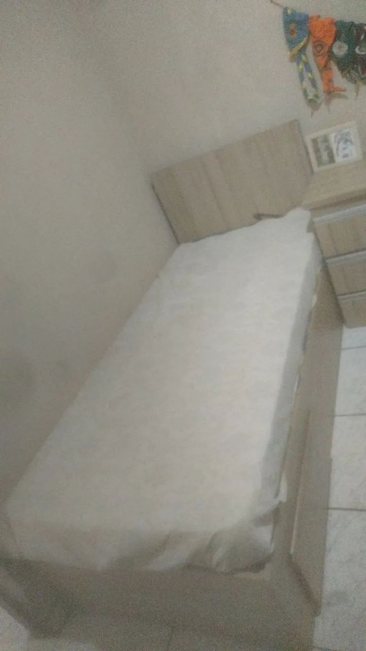 Cama + mesa de estudos