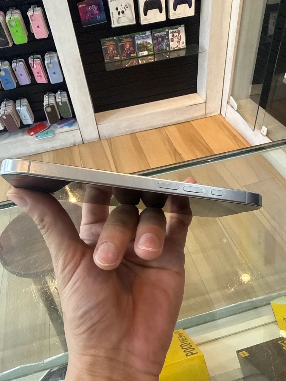Iphone 16 pro 256 - Branco - Bateria 91% com garantia - Foto 3