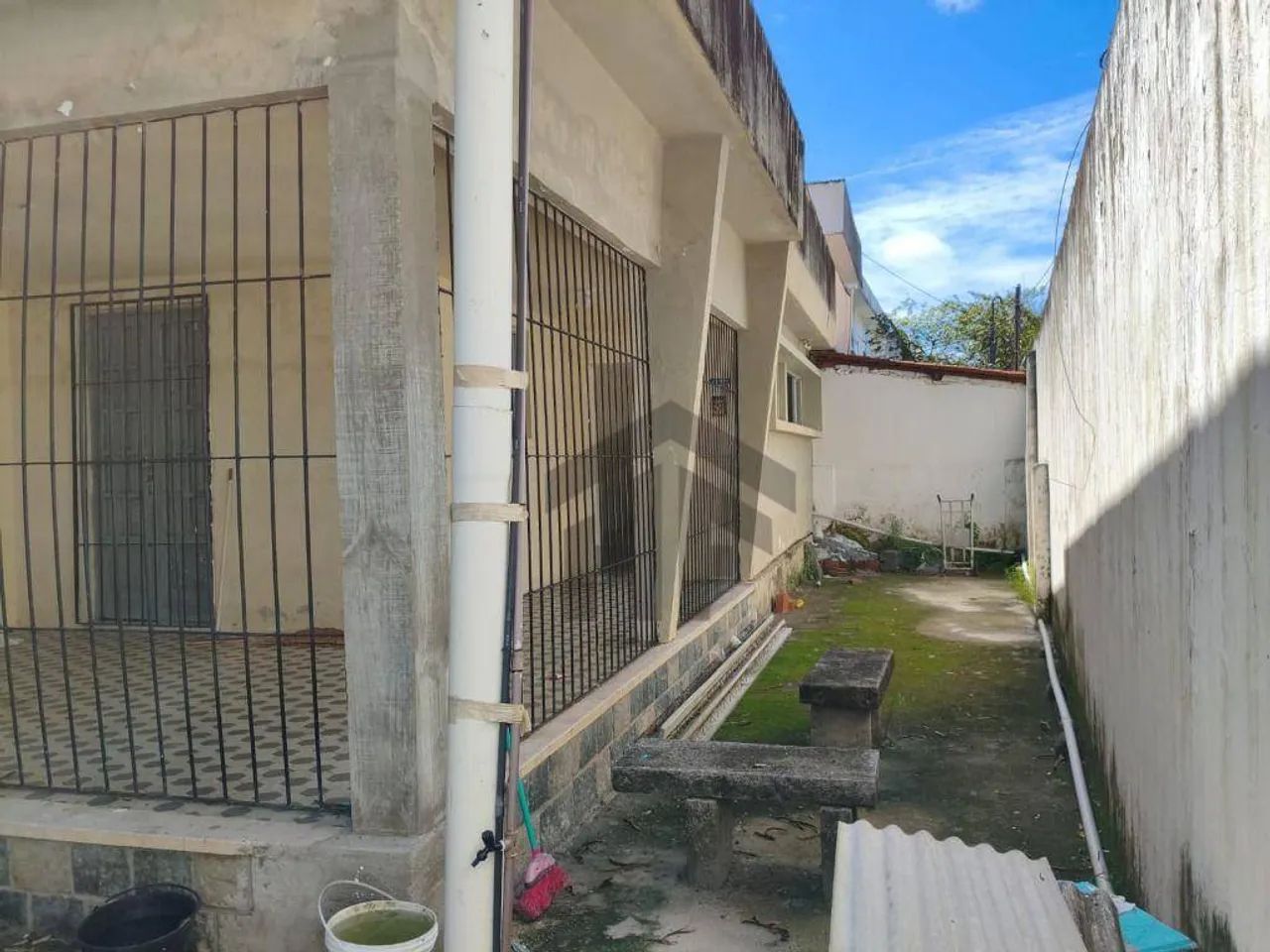 Casa Comercial de 180m² para alugar, com 4 quartos (1 suíte), localizada em Santo Amaro, R - Foto 2