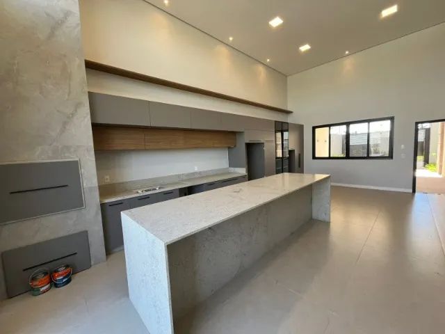 Casa com 03 suítes, piscina e terreno grande - Foto 3