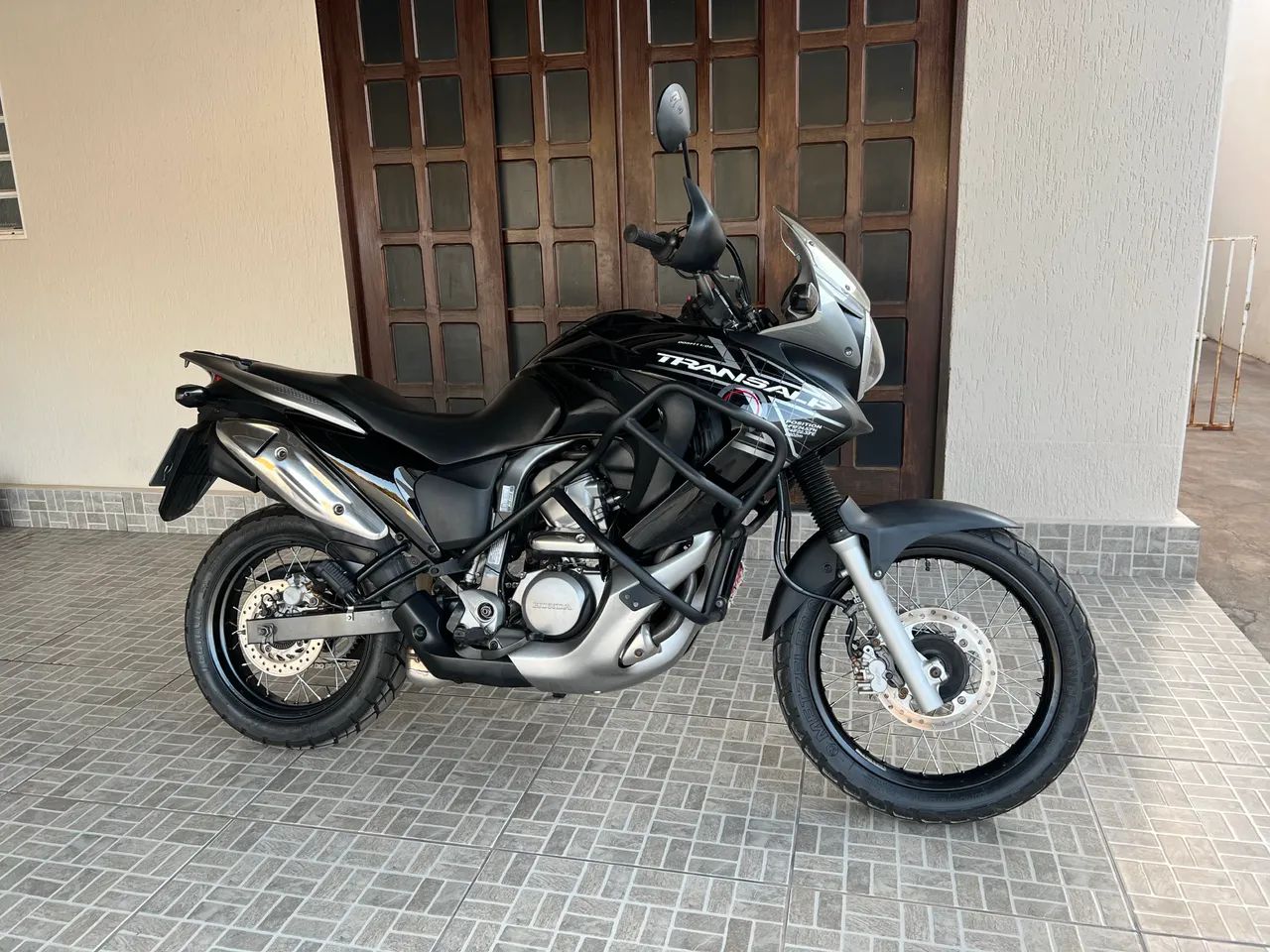 Vendo Transalp 700cc ano 2011