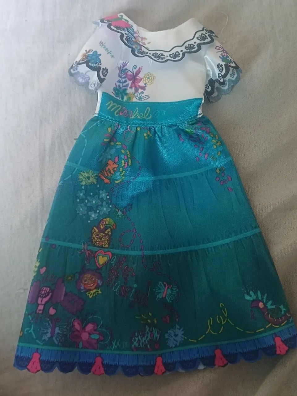 Roupa Boneca Mirabel